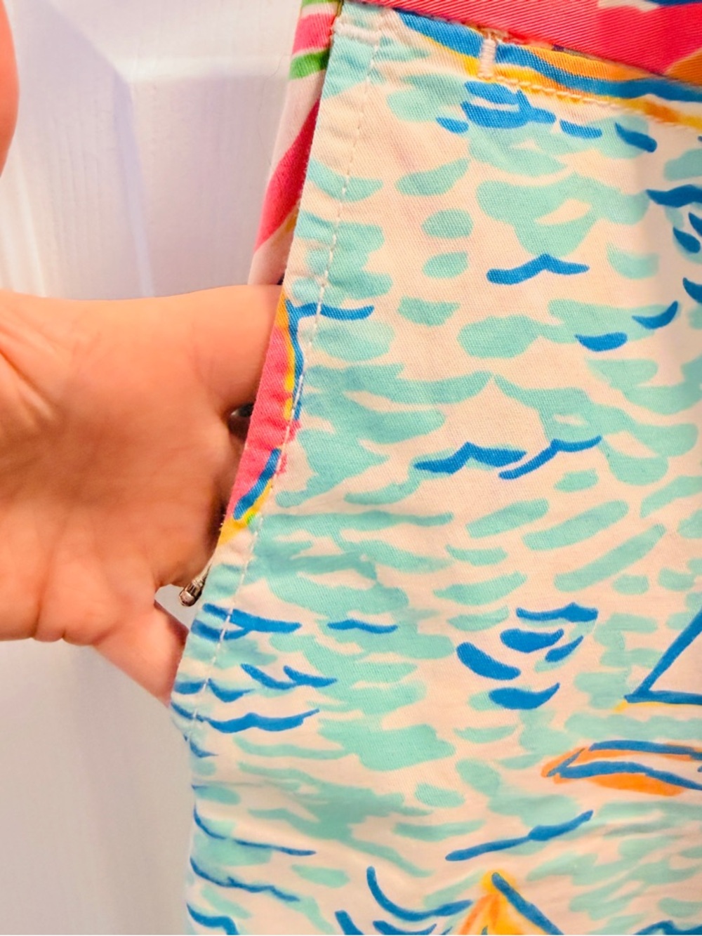 Lilly Pulitzer NWOT Mens UGotta Regatta Fitz Short - Multi Color Boat Print - Picture 5 of 6